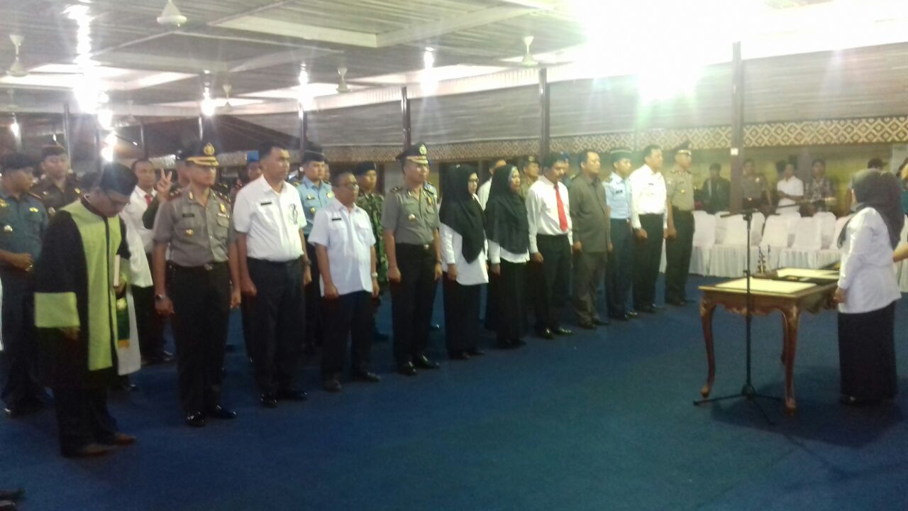 You are currently viewing PENGUKUHAN SERTA PELANTIKAN TIM SABER PUNGLI DI NATUNA