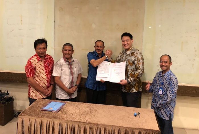 Read more about the article Pemkab Natuna MoU dengan PT Super Sistem Ultima mewujudkan Natuna Smart Island