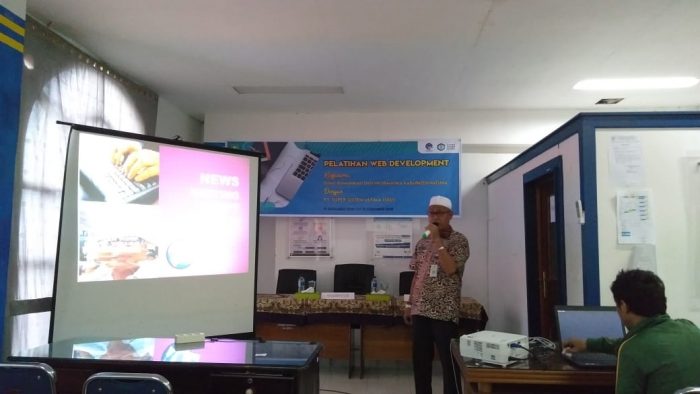 Read more about the article “Bila Anda Berada Dijalur Hoak,  Maka Berhentilah”