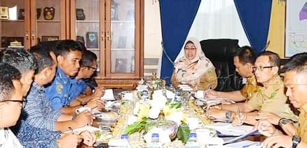 Read more about the article Wakil Bupati Ngesti Ratas Sikapi Kebakaran Kabel Jaringan Fiber Optik Di Area Cemaga
