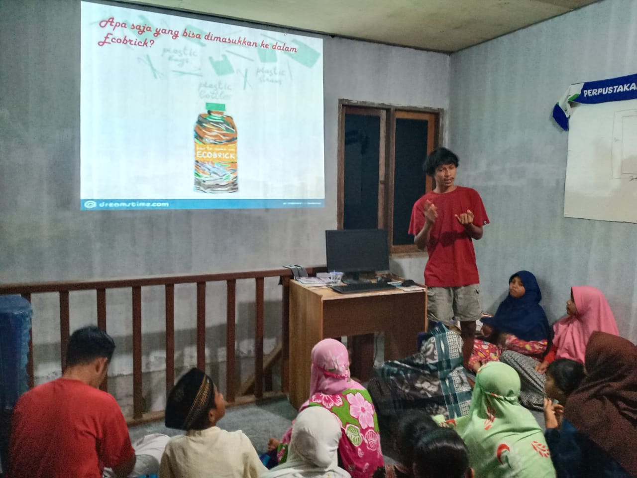 You are currently viewing KIM Mekar Jaya Perkenalkan Ecobrick Kepada Pelajar