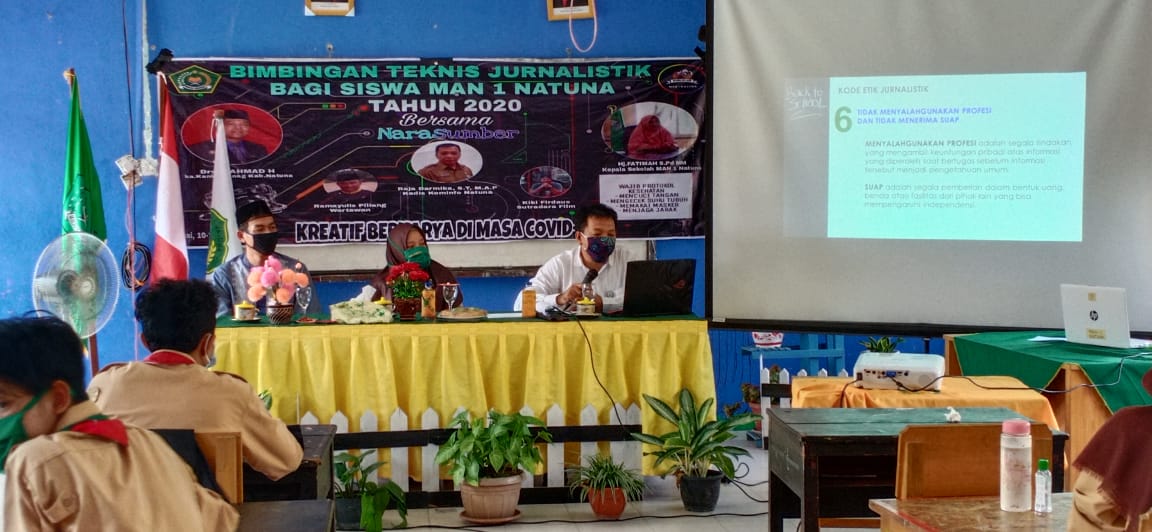 You are currently viewing Kembangkan Bakat Menulis, MAN 1 Natuna Gelar Bimtek Jurnalistik