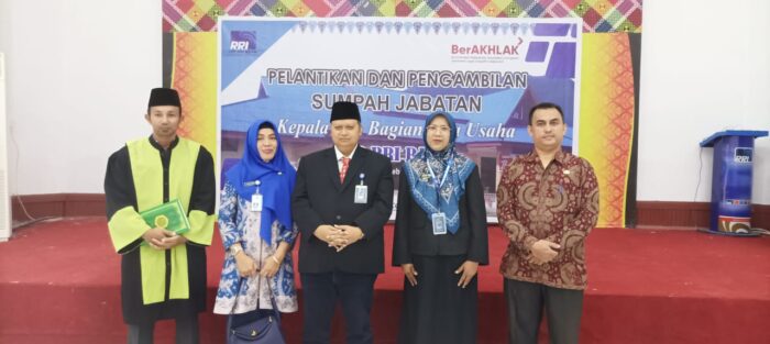 Read more about the article Sekretaris Dinas Komunikasi dan Informatika Kabupaten bersama Kepala Bidang PIKP Menghadiri Acara Pelantikan Kepala Kasubag Tata Usaha LLP RRI RANAI