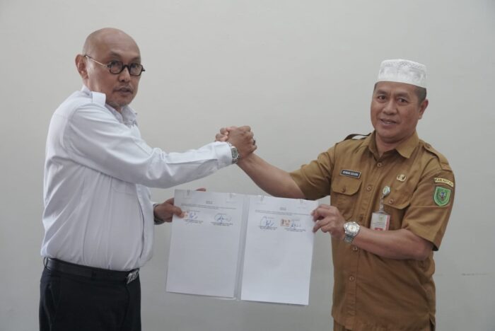 Read more about the article Diskominfo Natuna Jalin Kerjasama Dialog Interaktif Kopi Pagi dengan LPP RRI Ranai