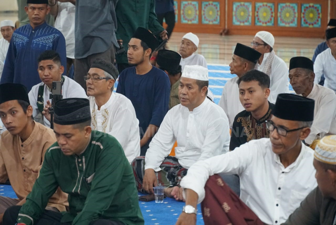 You are currently viewing Kepala Dinas Kominfo Natuna Hadiri Peringatan Malam Nuzulul Qur’an 1445 Hijriah