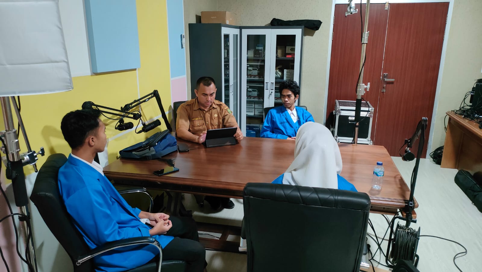 You are currently viewing Bidang PIKP Diskominfo Natuna Berikan Penjelasan Kelompok Informasi Masyarakat (KIM)